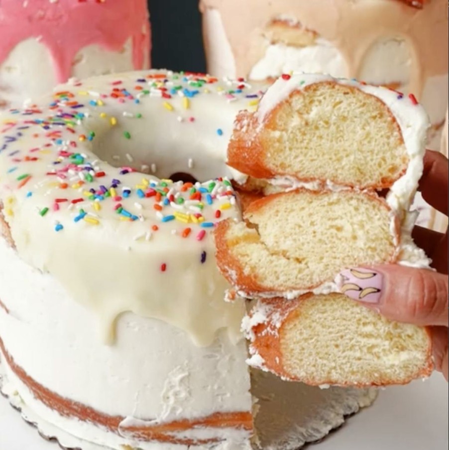 Foods Angel Food Bakery Cakes | Vanilla Jumbo Donut Cake