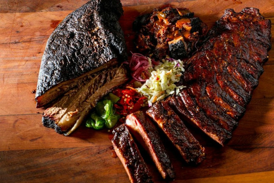 Foods Mighty Quinn's BBQ Ribs | Mighty Quinn'S Bbq Sampler Pack