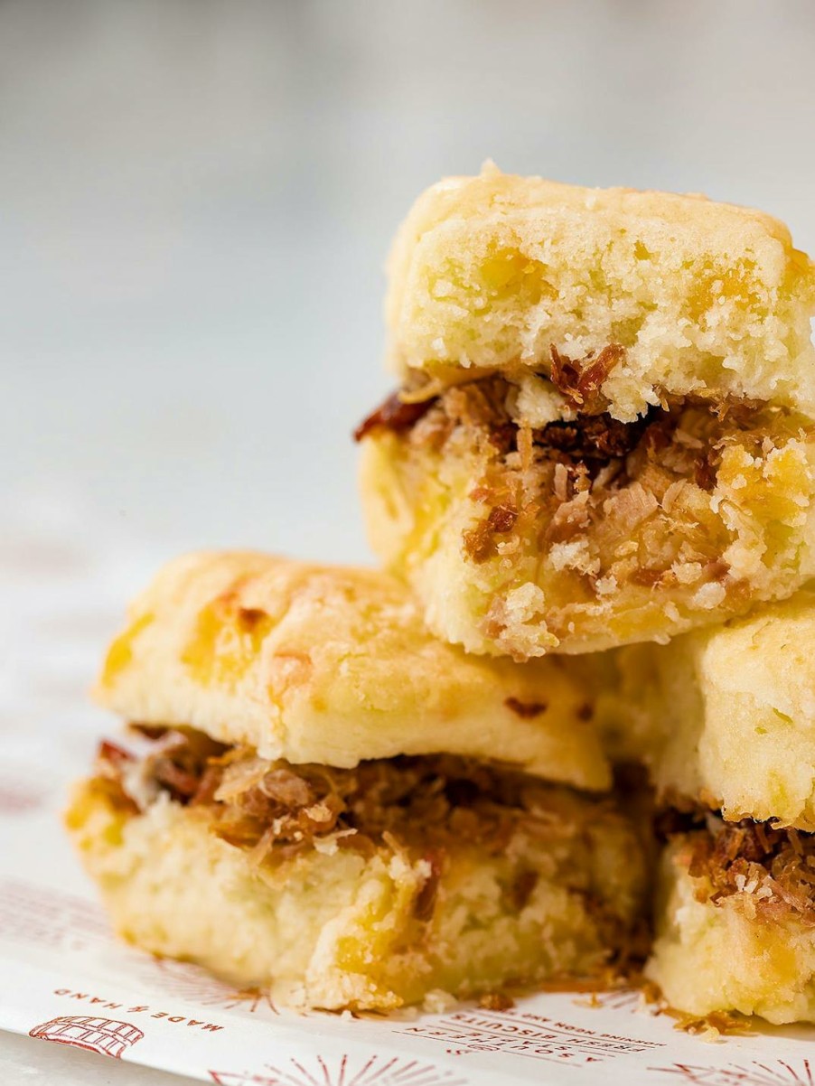 Foods Callie's Hot Little Biscuit Biscuits | Country Ham Biscuits