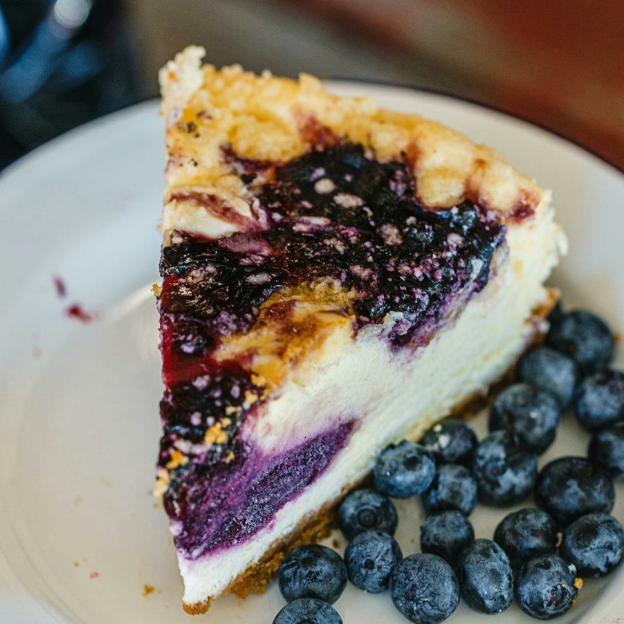 Foods Honey Cheesecakes Cheesecakes | Blueberry Crumble Cheesecake