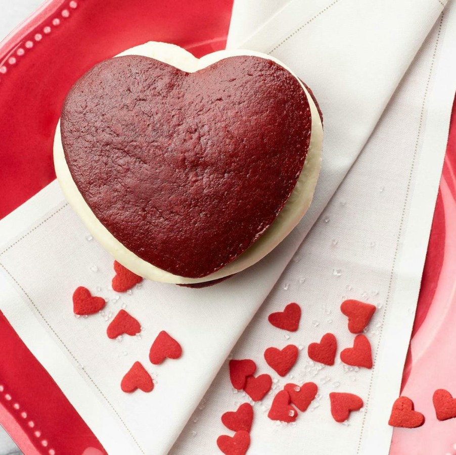 Foods Tico's Whoopies Cookies | Heart-Shaped Red Velvet Whoopie Pies - 12 Pack