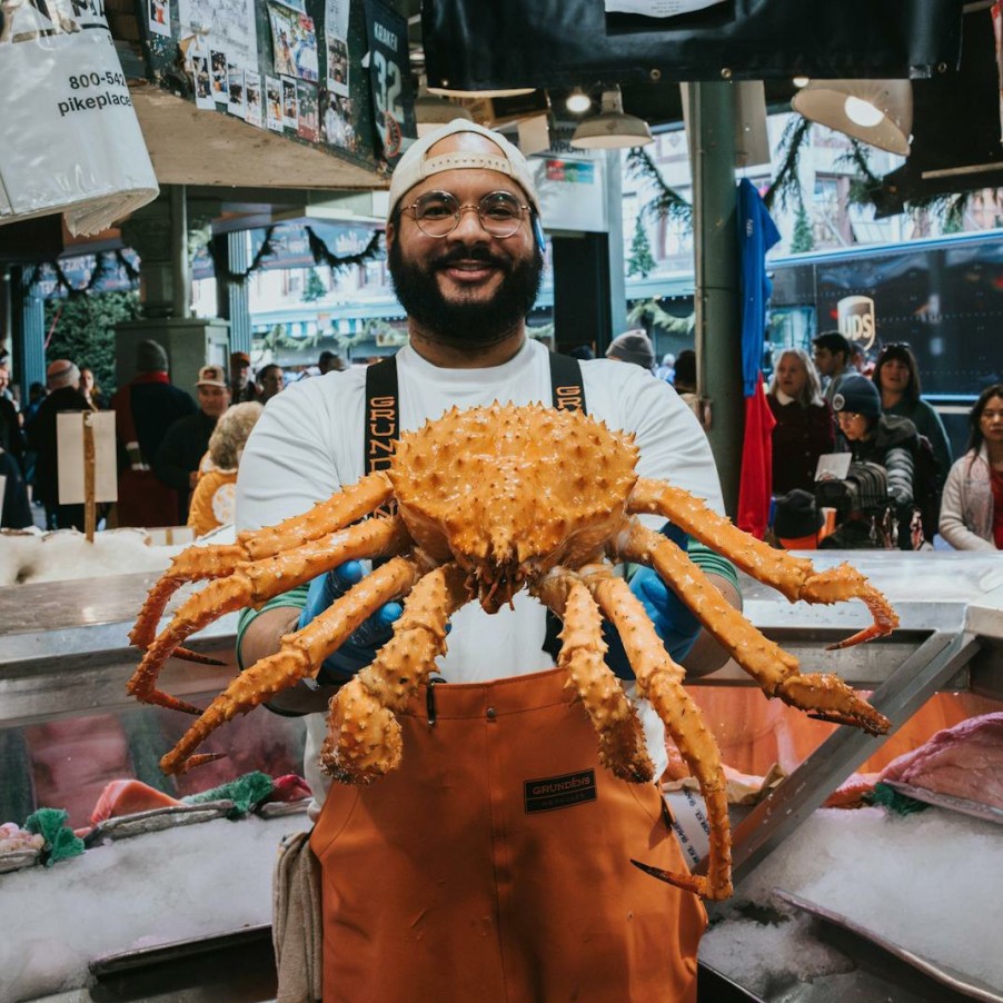 Foods Pike Place Fish Market Fish | Whole Alaskan King Crab