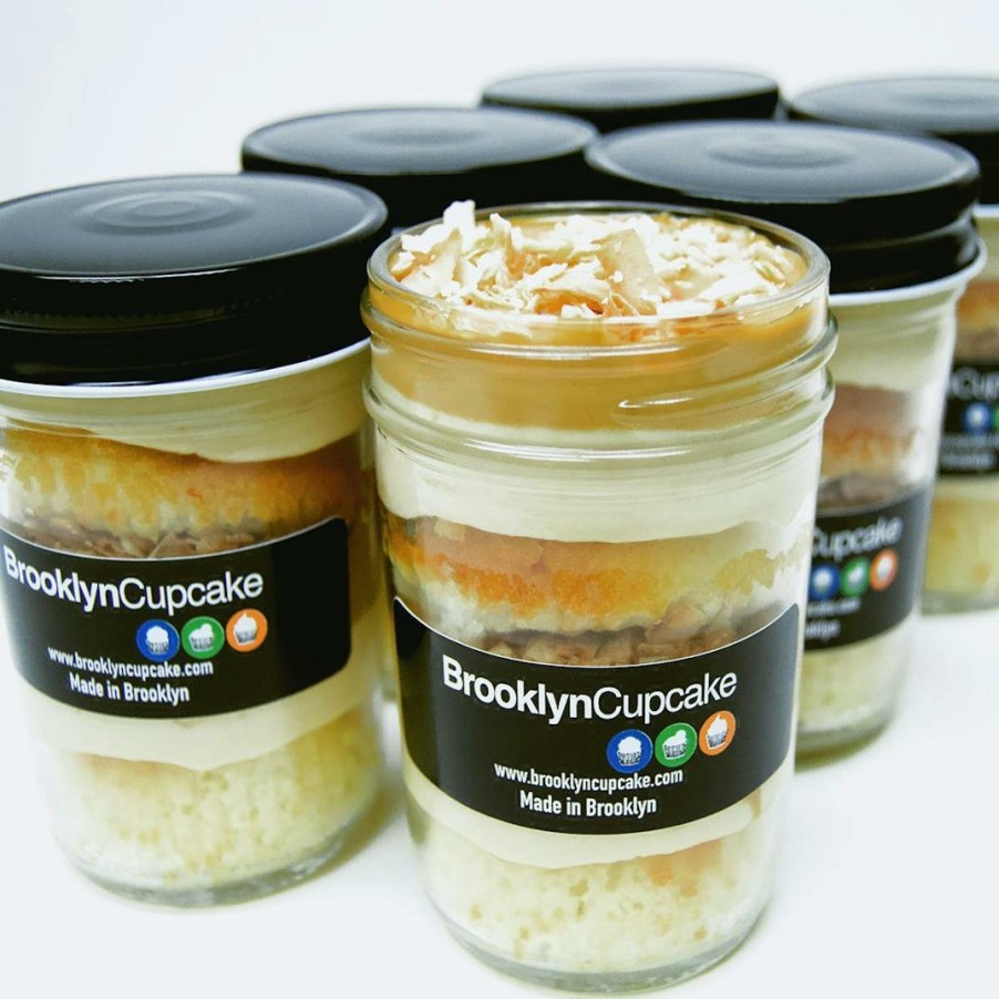 Foods Brooklyn Cupcake Cupcakes | Toasted Coconut Cupcake Jars - 6 Pack