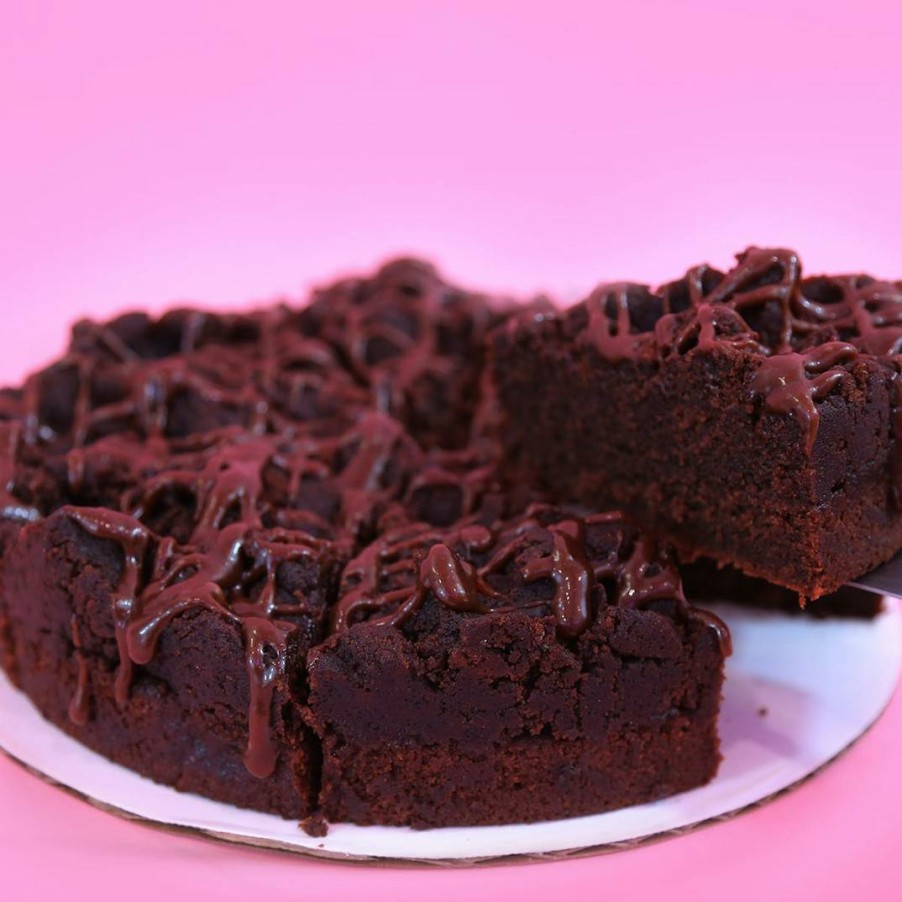 Foods Erin McKenna's Bakery Chocolate Cakes | Vegan + Gluten Free Double Chocolate Crumb Cake