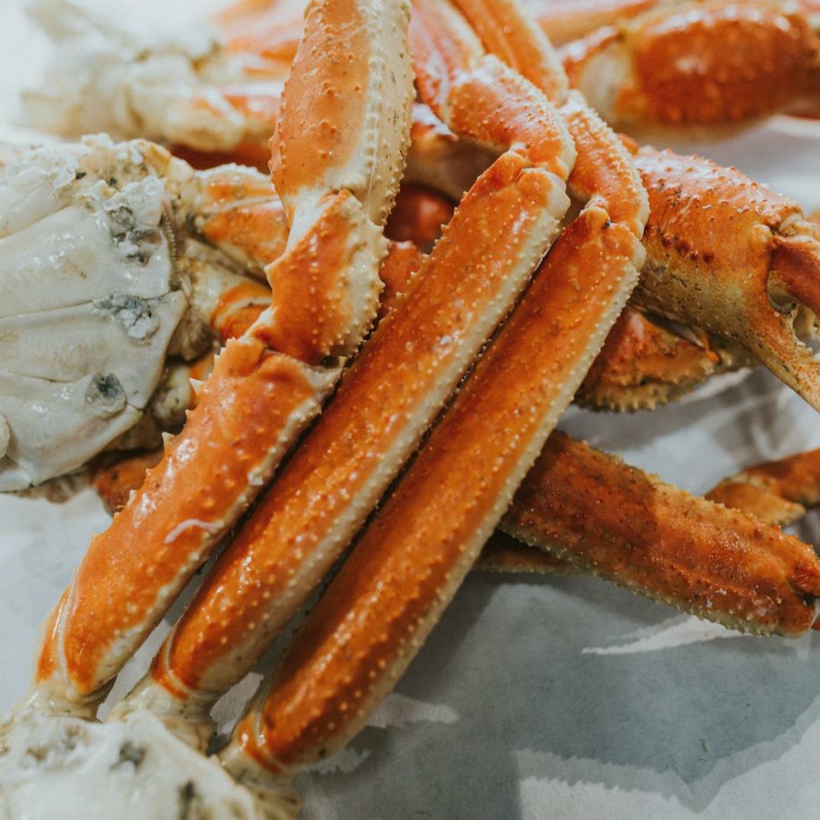 Foods Pike Place Fish Market Crab | Bairdi Snow Crab - Cooked, Alaska, Wild, 2 Lbs