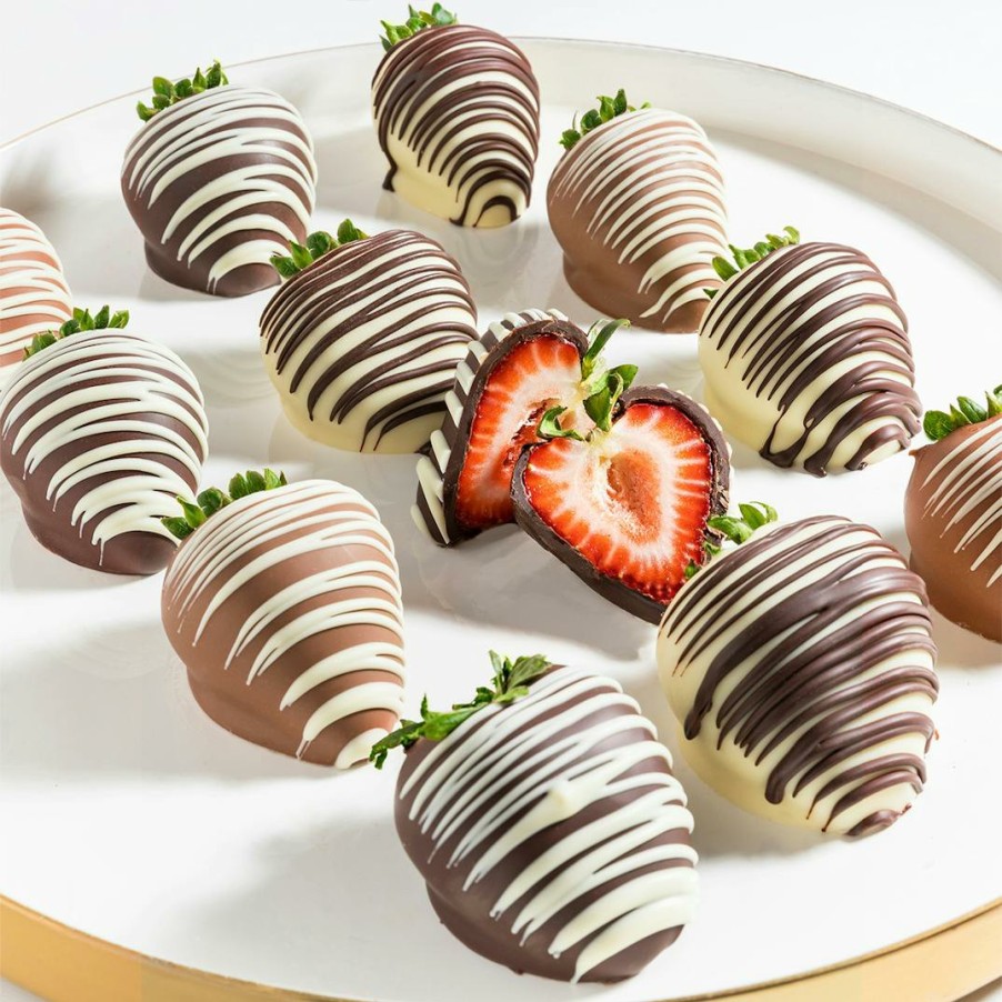 Foods The Chocolate Covered Co. Chocolate | Classic Belgian Chocolate Covered Strawberries - 12 Pack