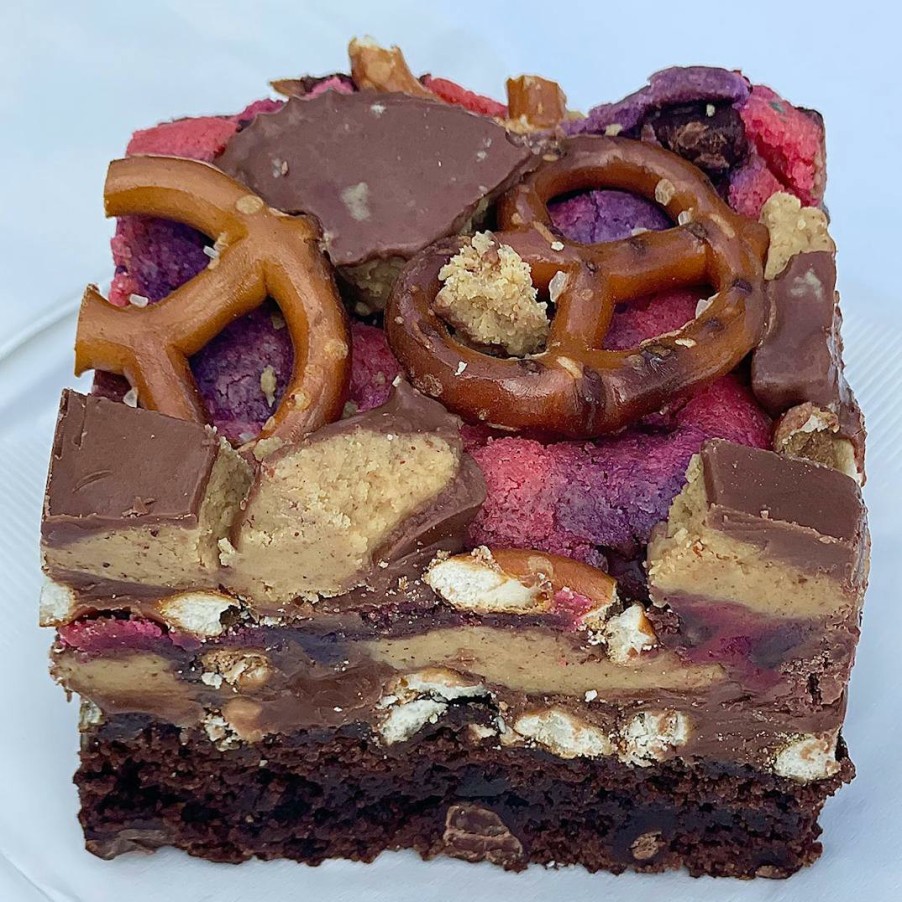 Foods Baked in Color Brownies | Giant Peanut Butter Pretzel Brookie Squares - 4 Pack