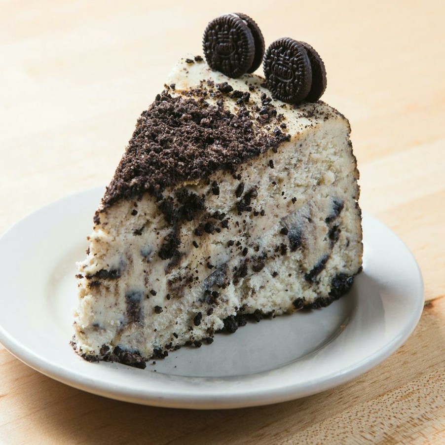 Foods Sarge's Deli Cheesecakes | Giant Oreo Cheesecake