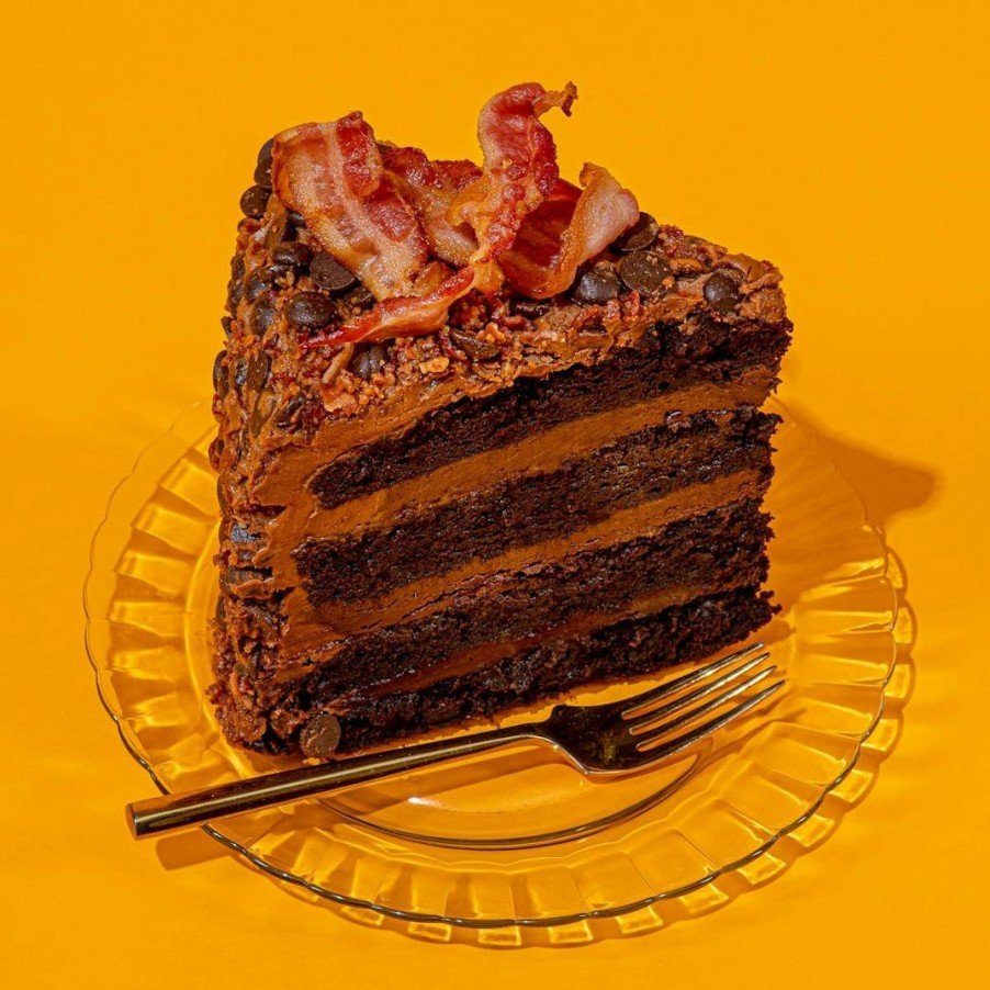 Foods Yardbird Chocolate Cakes | Giant Chocolate Bourbon Bacon Cake