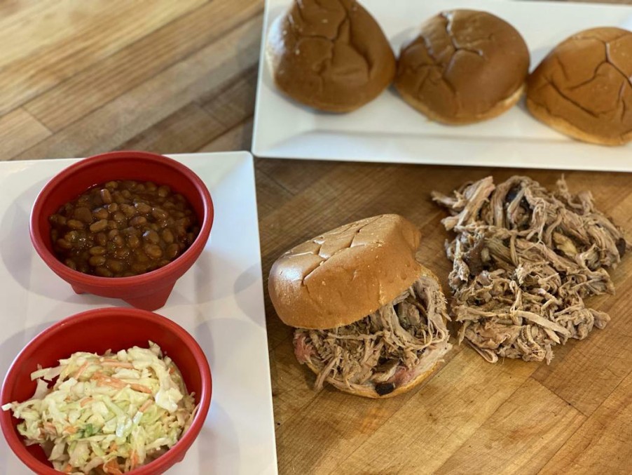 Foods Fainmous BBQ Sandwich Kits | Pulled Pork Sandwich Kit For 8